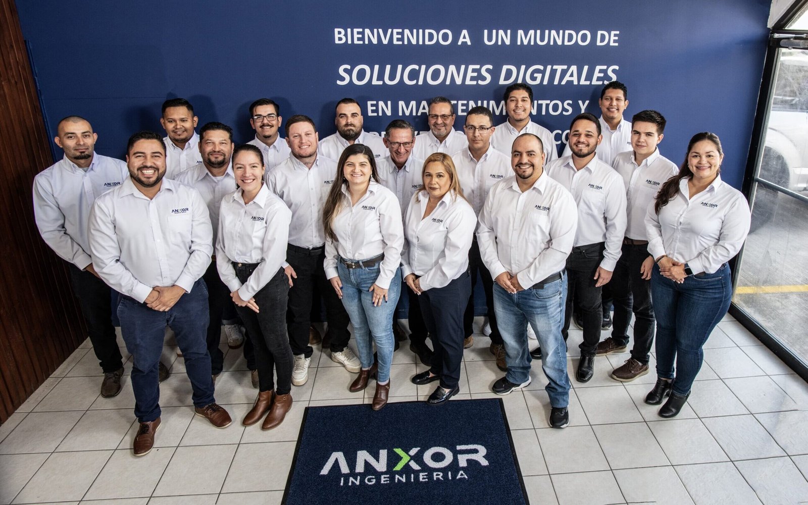 GRUPO-CR-1-scaled-e1761929842485.jpeg
